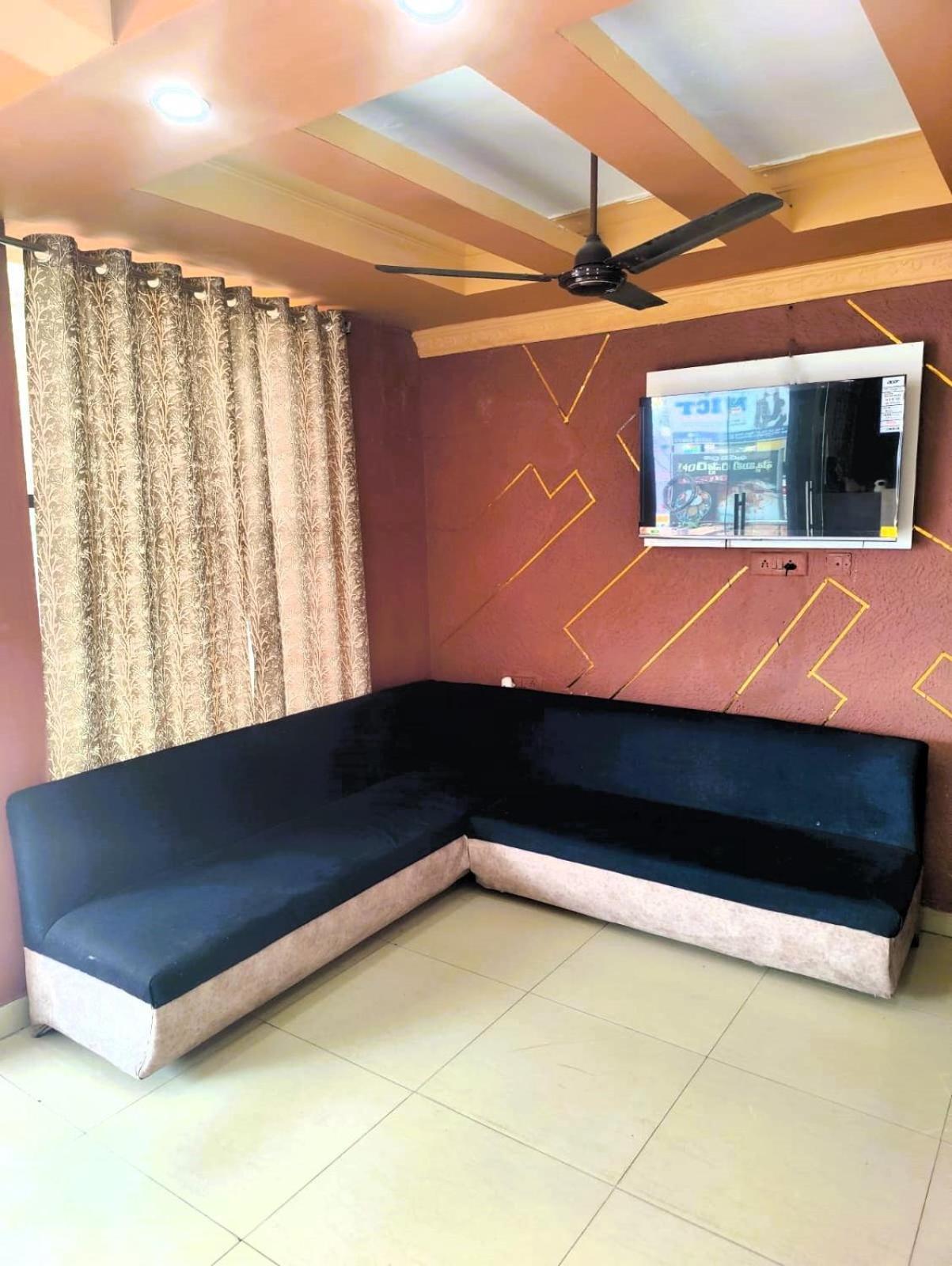 The Livin Residency Hotel Visakhapatnam Buitenkant foto