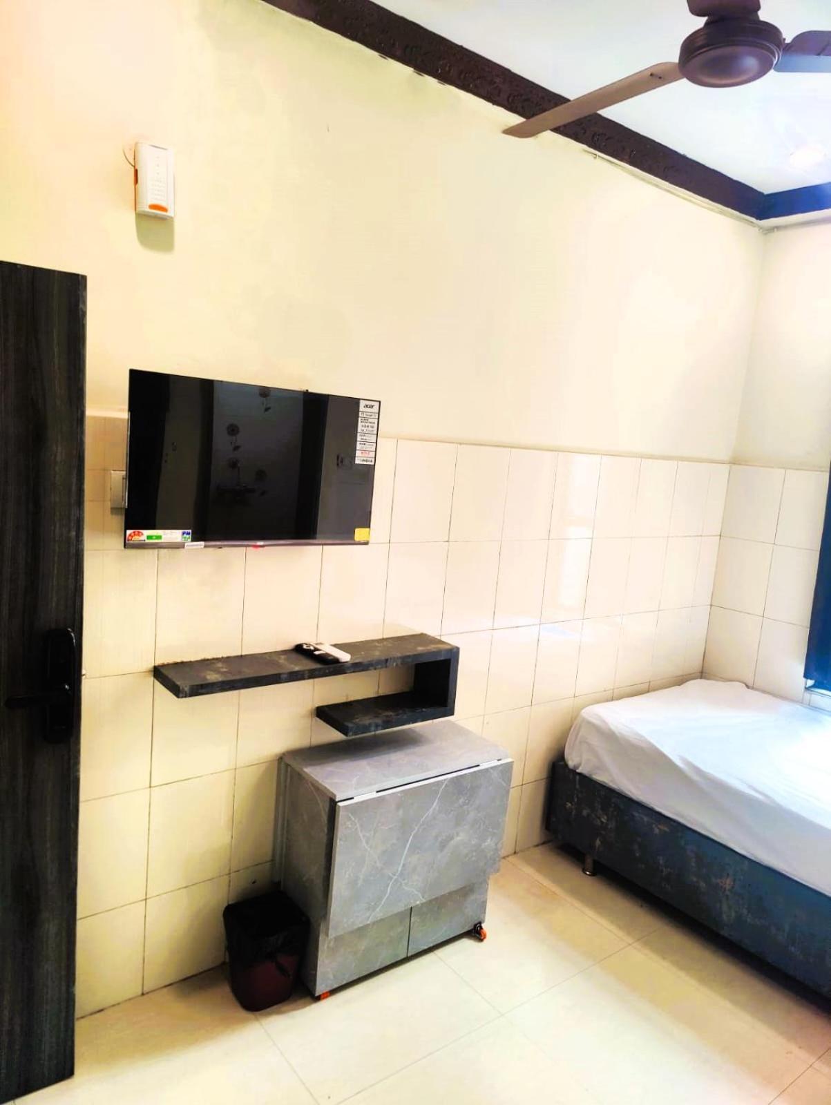The Livin Residency Hotel Visakhapatnam Buitenkant foto